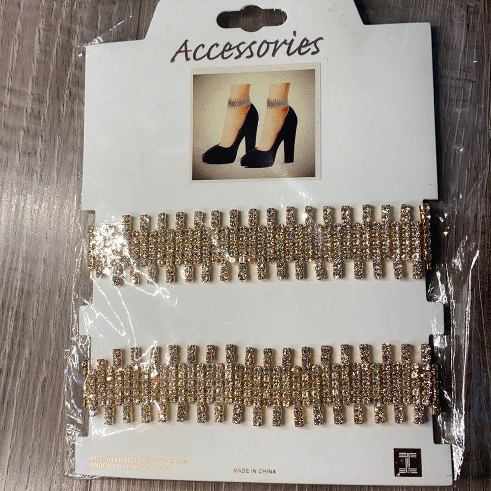 FASHIONNOVA- Anklet Set